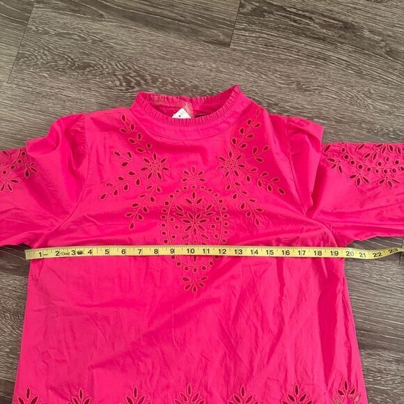 J. Crew Mockneck cotton poplin top with embroidered eyelet New - Picture 3 of 9